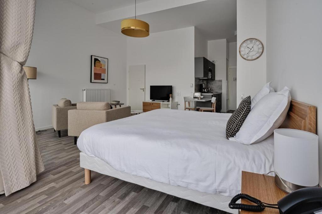 Domitys Le 225 Aparthotel Levallois-Perret Exteriör bild